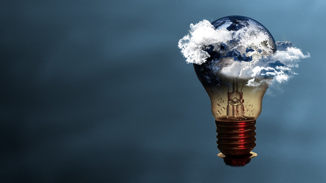 lightbulb-3338816_1280